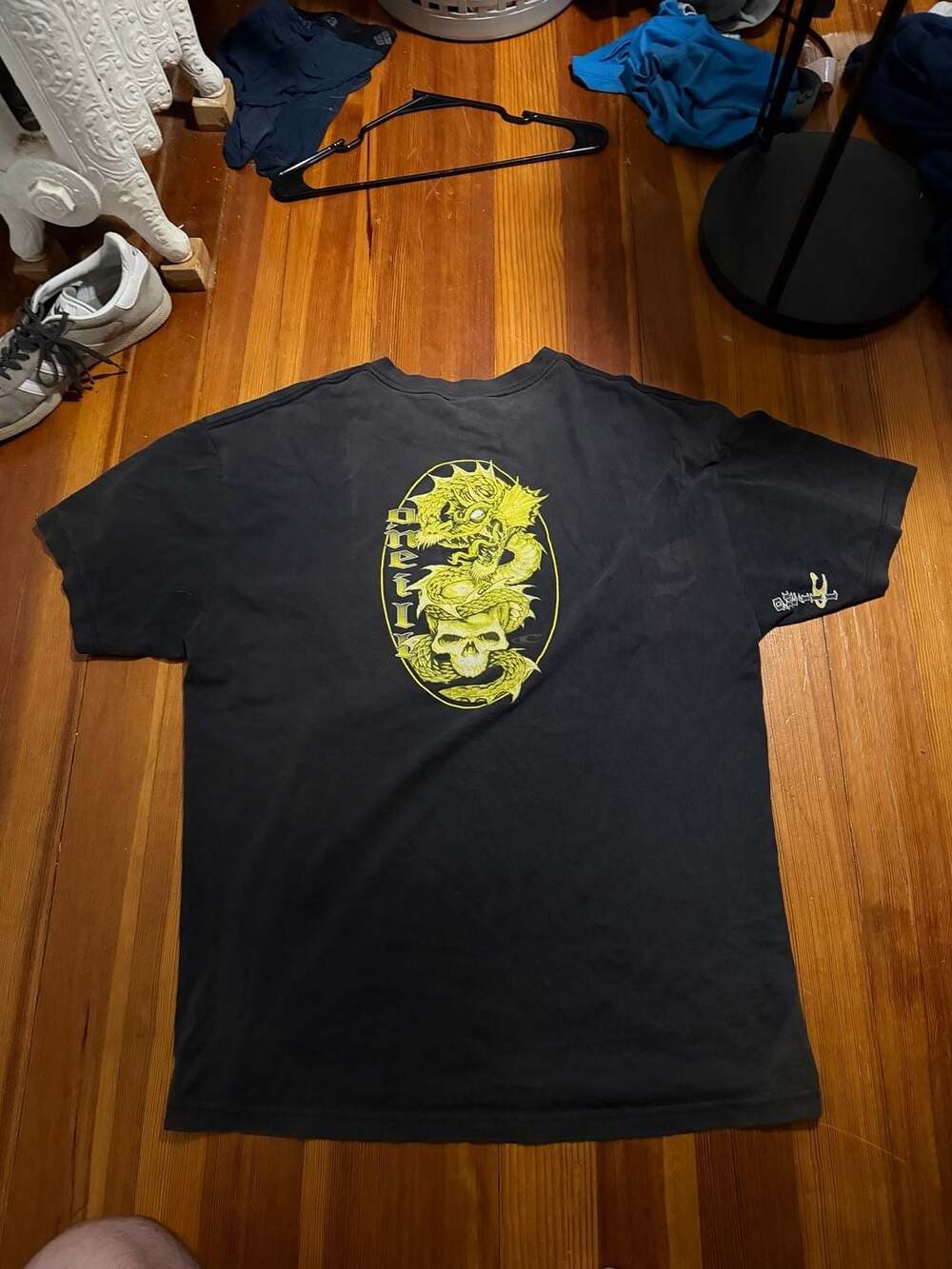 O'Neill USA Graphic T-Shirt XL Black Dragon Skull Print